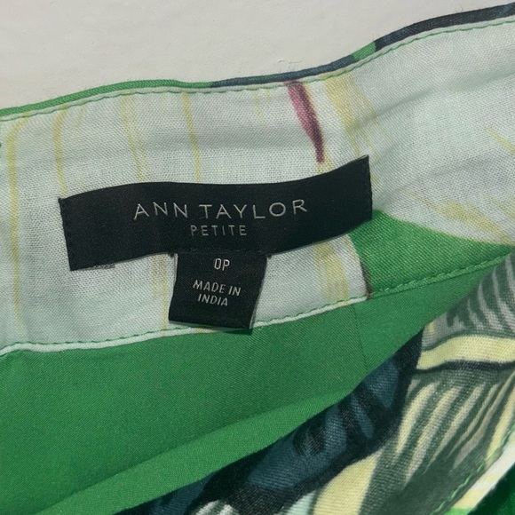 Ann Taylor Tropical Print Maxi Skirt | size 0P - Picture 7 of 7
